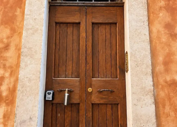 Navona Fox House 2 דירה *